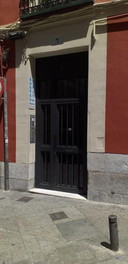 Hostal Rio Parana Madrid Exteriör bild
